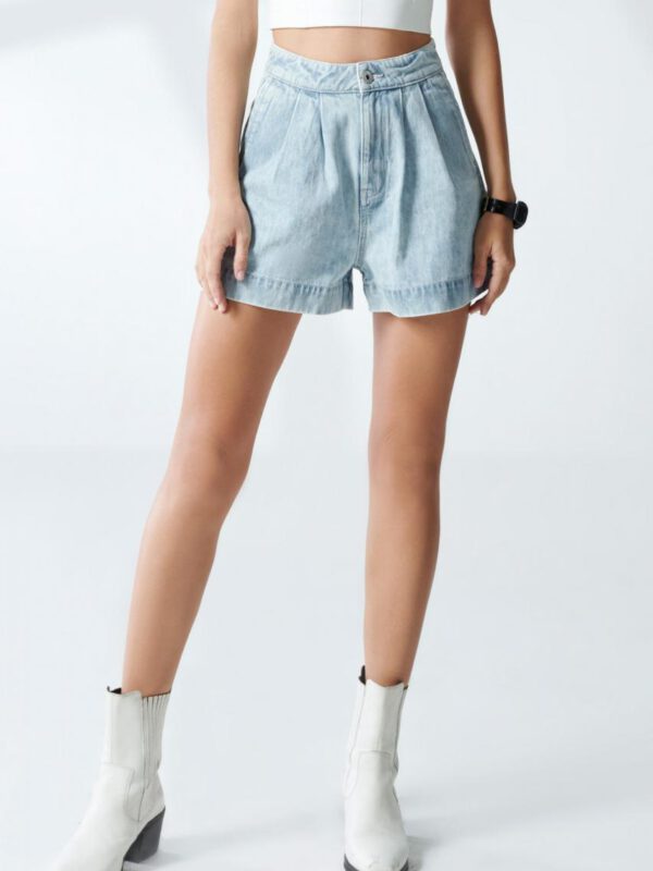 Quần jeans short nữ ngắn dáng đứng